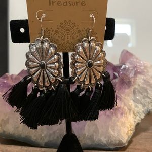 Silver conchowith black tassel earrings